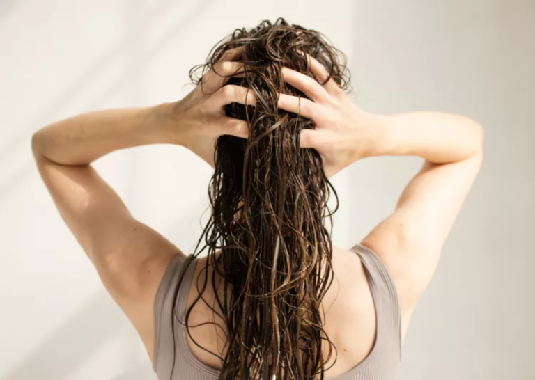 Discover the secret weapon to beautiful hair: hair tonic